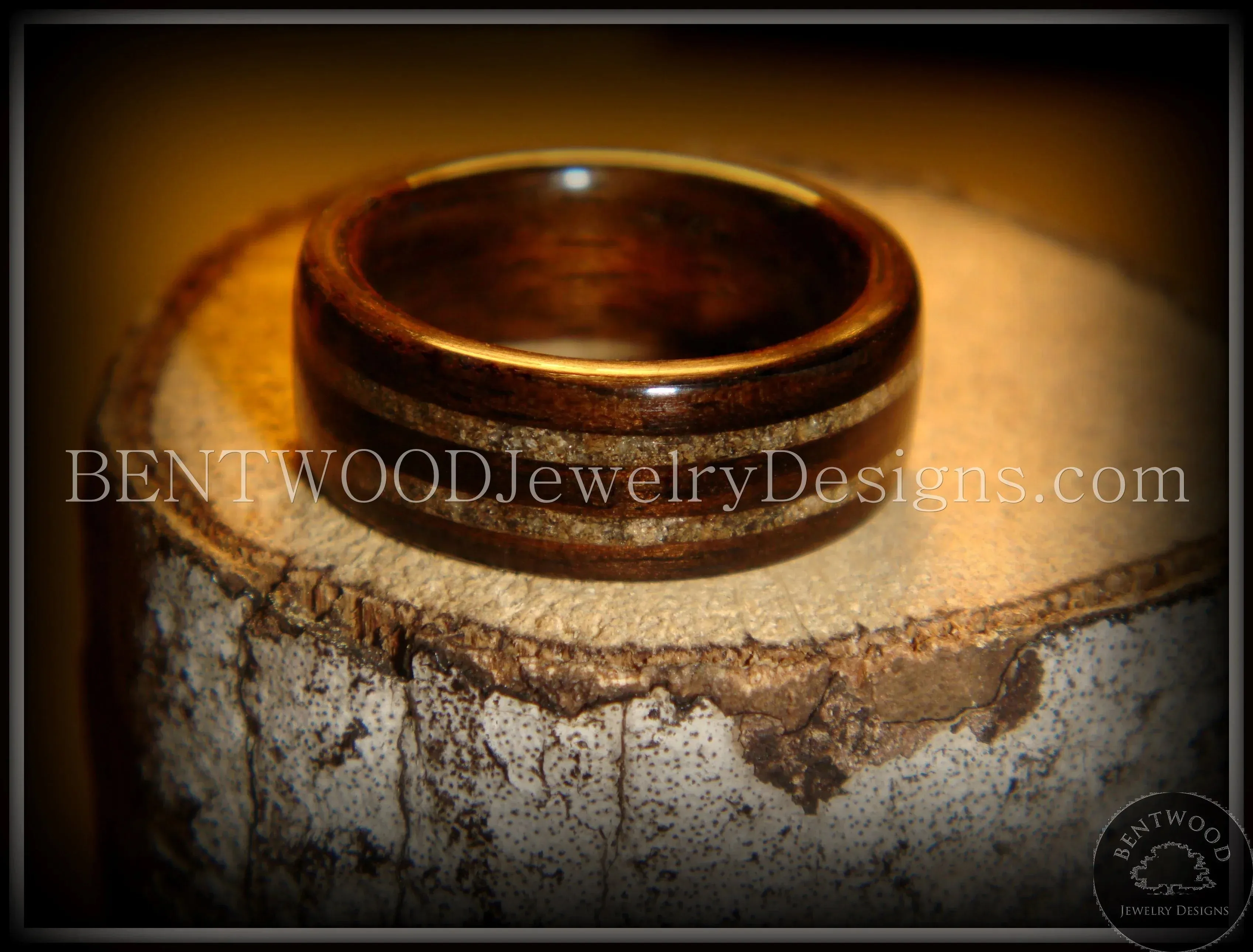Bentwood Ring - Macassar Ebony Wood Ring with Double Sand Inlay