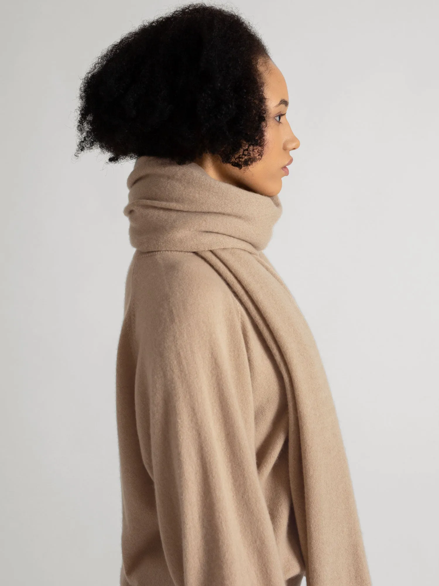 Cashmere scarf "Signature" - sand