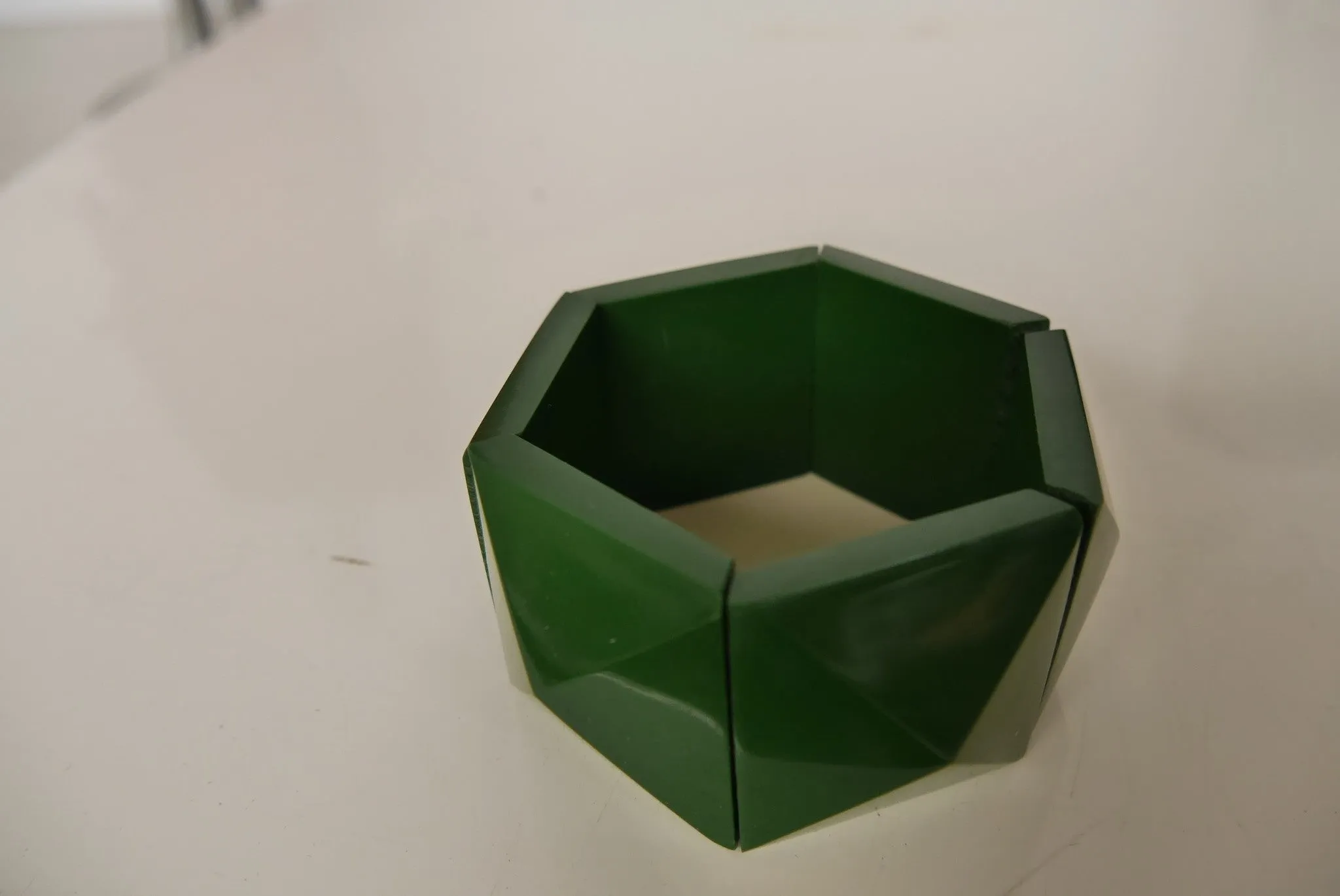 Chunky bakelite bangle,forrest green 1930s Art deco