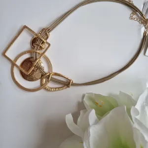 Dante Gold circle and square necklace
