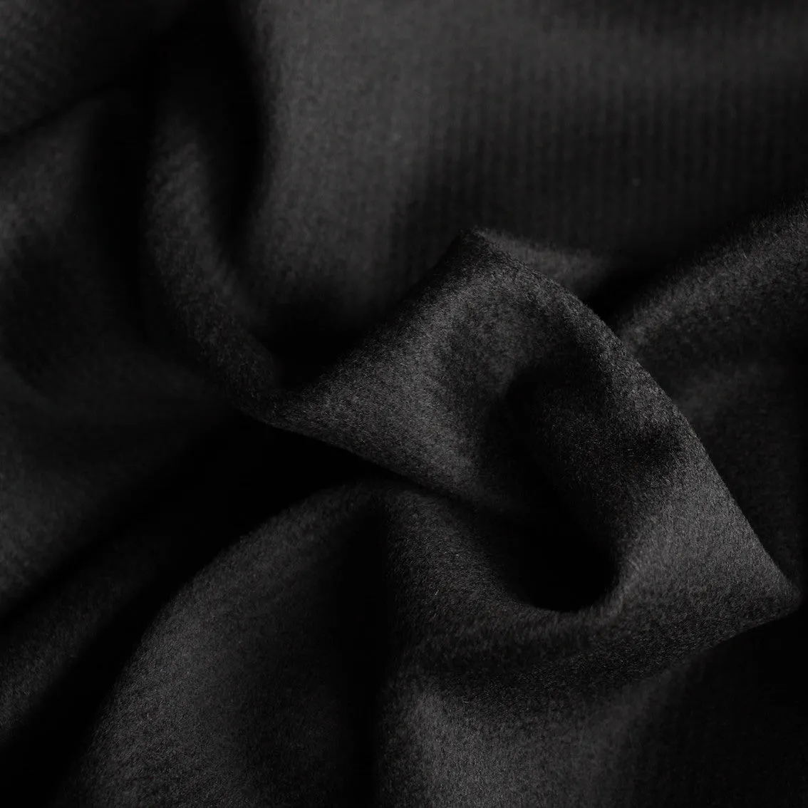 Diagonally Nero