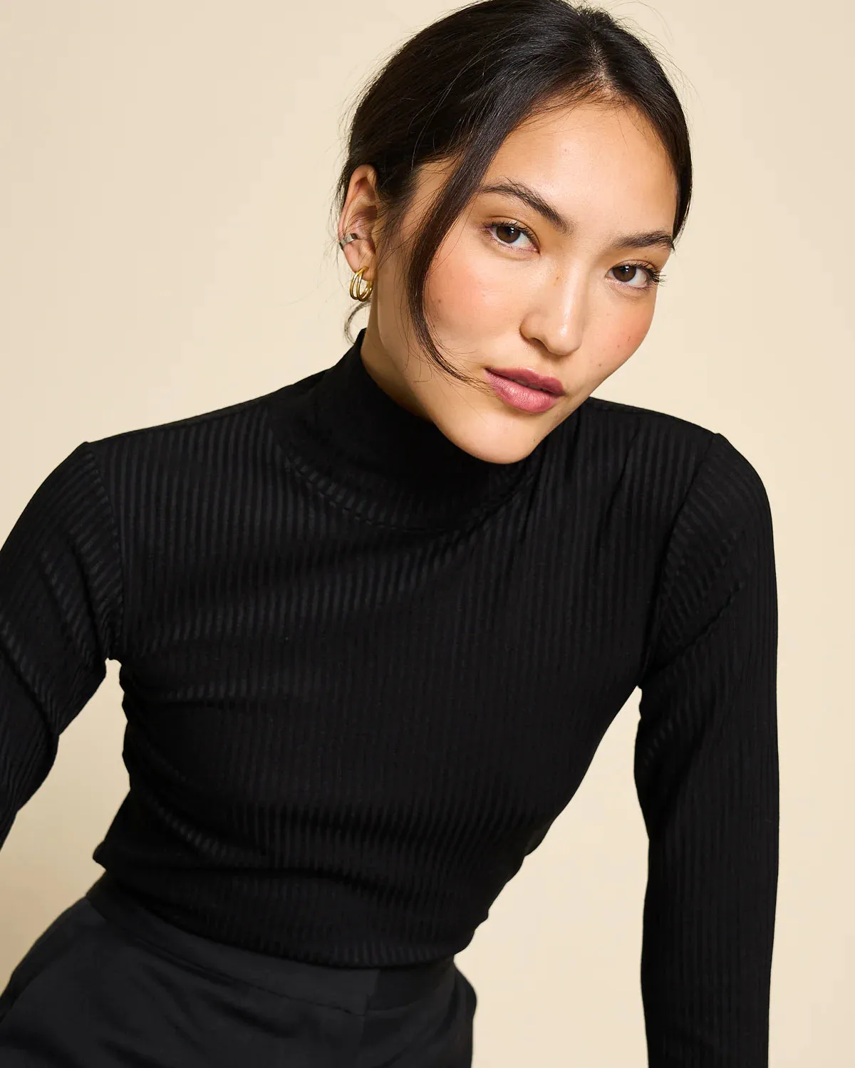 turtleneck - mio - black